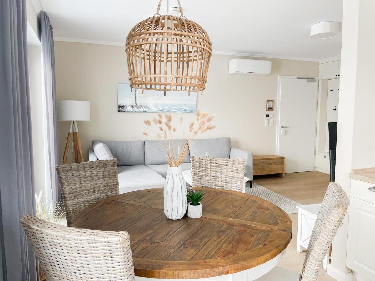 Ferienwohnung Bikinis & Martinis Scharbeutz Exteriör bild